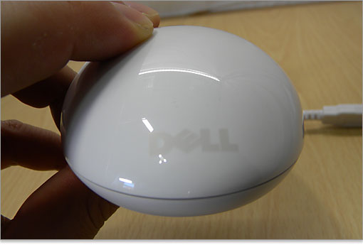 このようにロゴが目立たないの