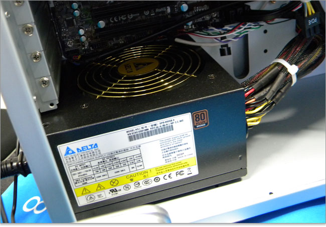 ATX電源ユニットを標準装備