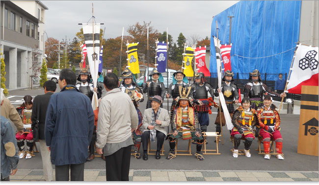 須賀川の鎧武者