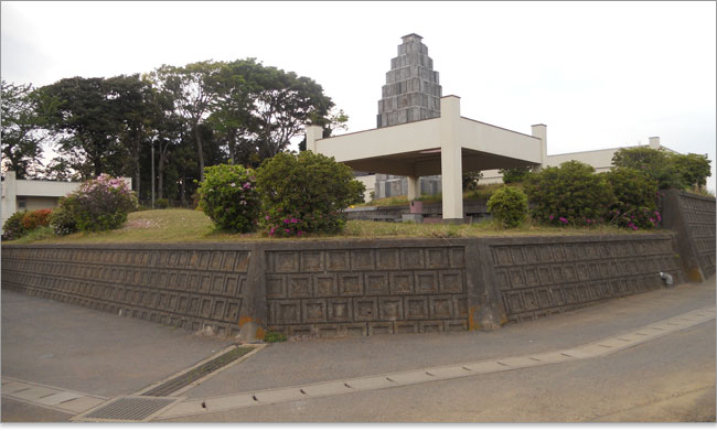 土塁跡か実籾霊園