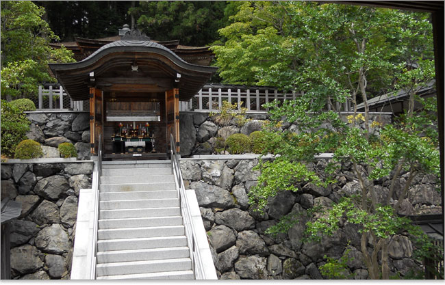 金剛峯寺から真然大徳廟